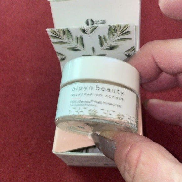 Alpyn beauty PlantGenius Melt Moisturizer - Picture 2 of 2
